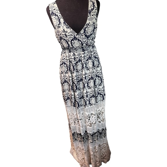 Sunday in Brooklyn Anthropologie Blue Cream and Crochets Lace Maxi Dress Size S - Picture 2 of 9